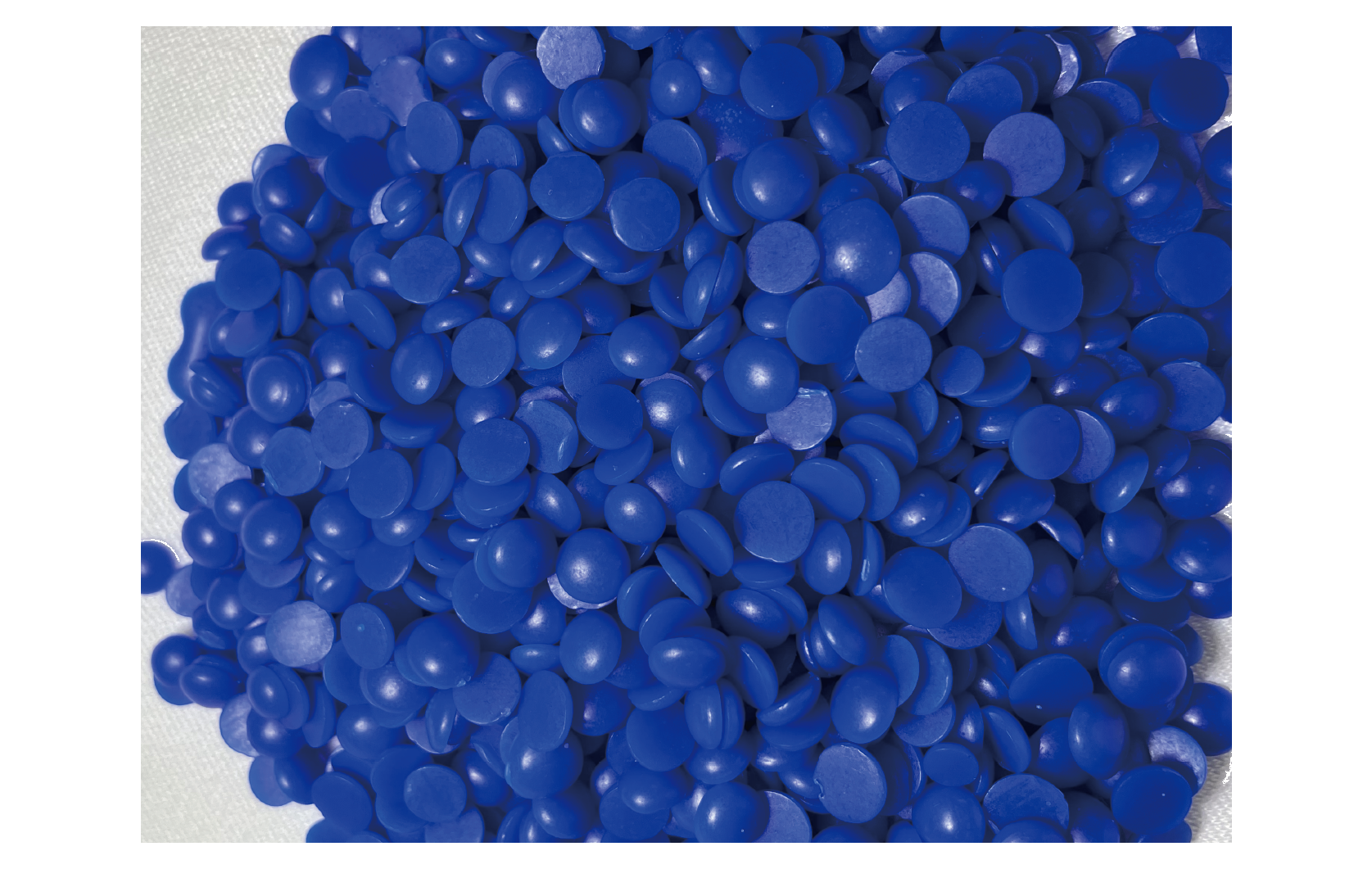 Freeman Ferris 1582 Blue Wax Beads Ferris 1582 (KYG0600), front view